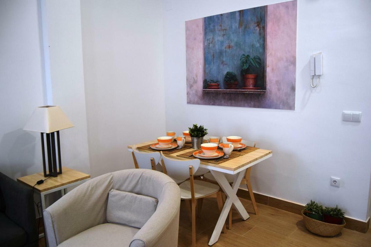 Pnp17 Bi Apartment เซบีญา ภายนอก รูปภาพ
